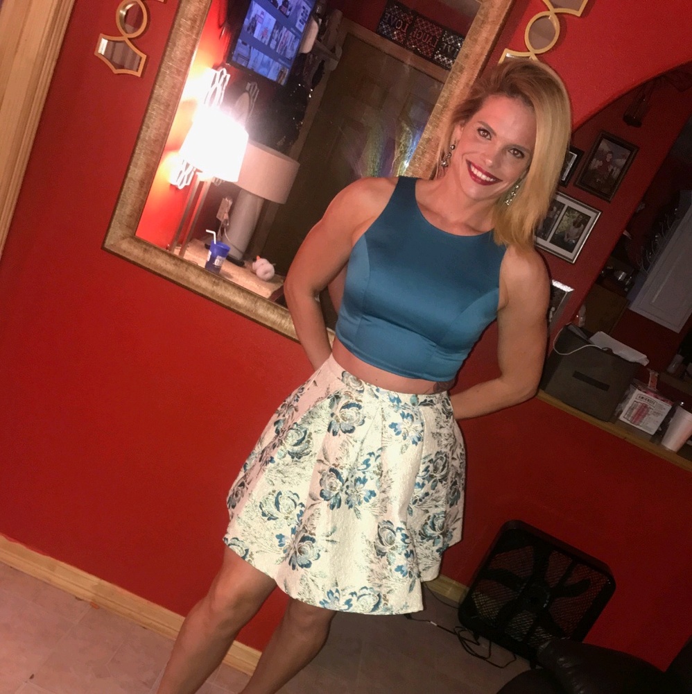 Meet your Posher, Leah